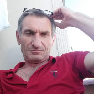Рустам, 49 лет, Новороссийск