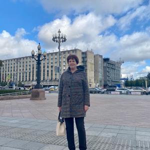 Елизаввета, 63 года, Омск