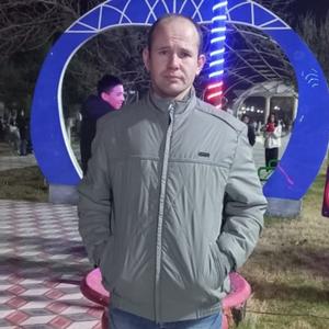 Парни в Шымкенте: Сергей, 27 - ищет девушку из Шымкента