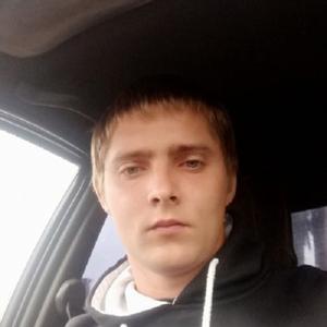 Парни в Новокузнецке: Андрей, 28 - ищет девушку из Новокузнецка