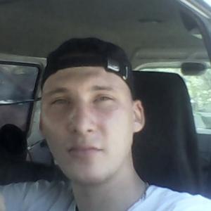 Парни в Владивостоке: Антон, 34 - ищет девушку из Владивостока
