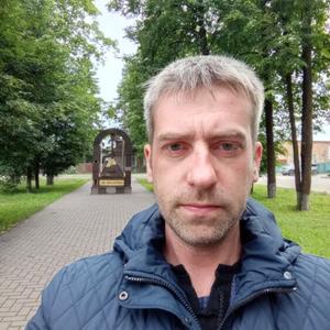 Парни в Бежецке: Максим, 36 - ищет девушку из Бежецка
