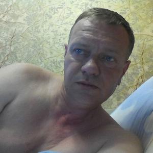 Парни в Людиново: Андрей, 52 - ищет девушку из Людиново