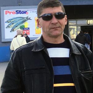 Игорь, 60 лет, Минск