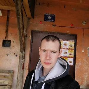 Парни в Северске: Сергей, 31 - ищет девушку из Северска