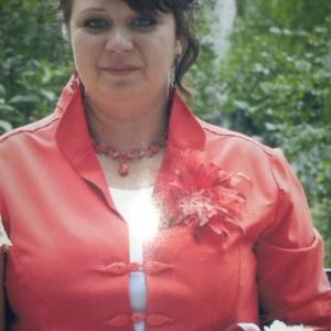 Девушки в Новокуйбышевске: Елена Курганова, 41 - ищет парня из Новокуйбышевска
