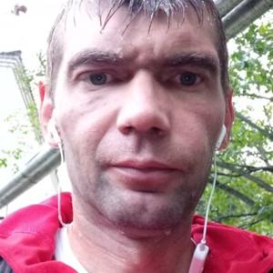 Парни в Нолинске: Роман Чистохвалов, 42 - ищет девушку из Нолинска