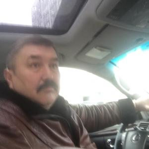 Dima, 58 лет, Казань