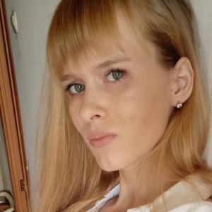 Девушки в Рубцовске: Дарья, 25 - ищет парня из Рубцовска