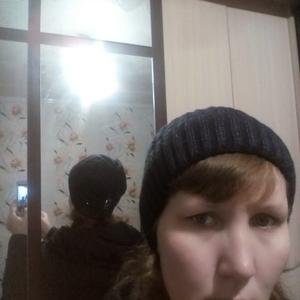 Девушки в Ижевске: Марина, 39 - ищет парня из Ижевска