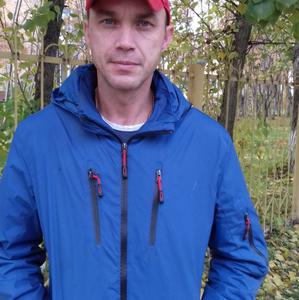 Парни в Бердске: Александр, 48 - ищет девушку из Бердска