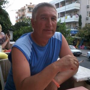 Вадим, 60 лет, Старая Русса