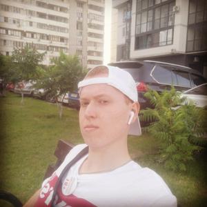Парни в Волгограде: Sergey, 26 - ищет девушку из Волгограда
