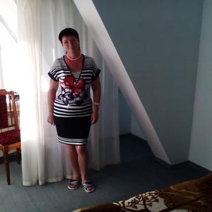 Девушки в Сыктывкаре: Любовь Мишарина Шучева, 63 - ищет парня из Сыктывкара