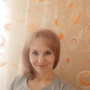 Девушки в Ульяновске: Наталья, 53 - ищет парня из Ульяновска