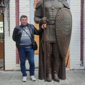 Парни в Новобелокатай: Анатолий, 53 - ищет девушку из Новобелокатай