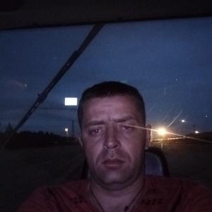 Парни в Череповце: Юрий, 41 - ищет девушку из Череповца