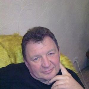Гарик, 61 год, Омск