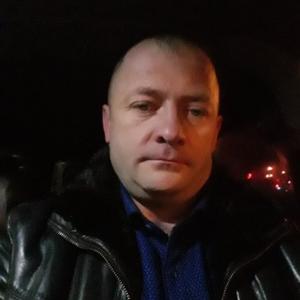Олег, 46 лет, Альметьевск