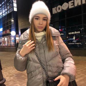 Девушки в Владивостоке: Марина, 23 - ищет парня из Владивостока