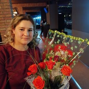Девушки в Кемерово: Марина, 36 - ищет парня из Кемерово