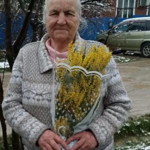 Девушки в Краснодаре (Краснодарский край): Елена, 77 - ищет парня из Краснодара (Краснодарский край)