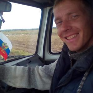 Парни в Гатчине: Александр, 39 - ищет девушку из Гатчины