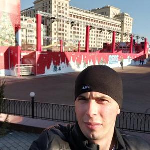 Парни в Череповце: Сергей, 35 - ищет девушку из Череповца