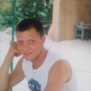 Парни в Перми: Антон, 39 - ищет девушку из Перми