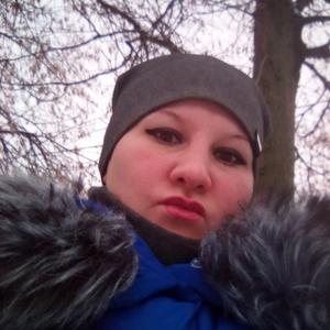 Девушки в Саратове: Инна, 36 - ищет парня из Саратова