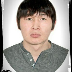 Парни в Кызыле: Булат, 36 - ищет девушку из Кызыла