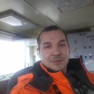 Николай, 46 лет, Астрахань
