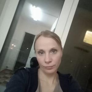 Девушки в Ульяновске: Екатерина, 41 - ищет парня из Ульяновска