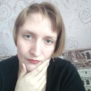 Девушки в Новокузнецке: Надежда, 39 - ищет парня из Новокузнецка