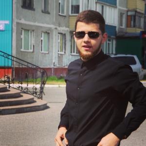Парни в Нижневартовске: Илья, 21 - ищет девушку из Нижневартовска