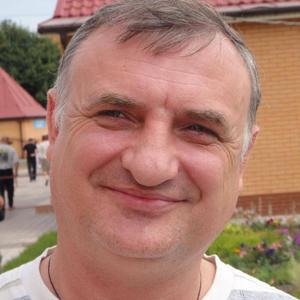 Юрий, 57 лет, Киев