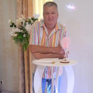Парни в Уфе (Башкортостан): Ренат, 59 - ищет девушку из Уфы (Башкортостан)