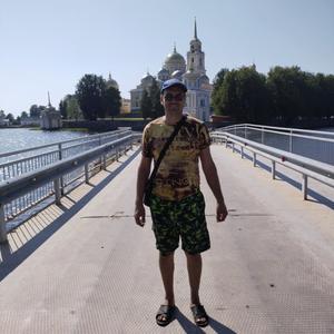 Парни в Твери: Илья, 43 - ищет девушку из Твери