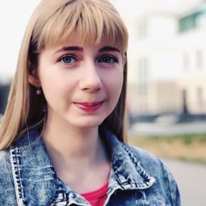 Девушки в Томске: Виктория, 31 - ищет парня из Томска