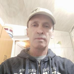 Парни в Твери: Анатолий, 56 - ищет девушку из Твери