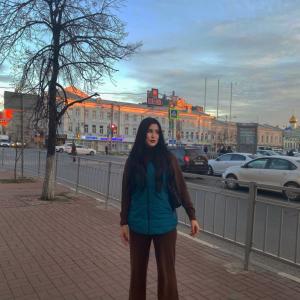 Девушки в Ульяновске: Юлия Яльмеева, 21 - ищет парня из Ульяновска