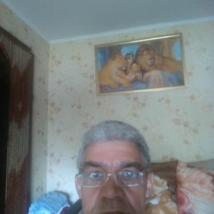 Парни в Жигулевске: Рома Фролов, 56 - ищет девушку из Жигулевска