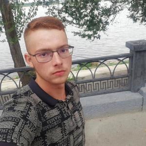 Парни в Саратове: Ярослав, 18 - ищет девушку из Саратова