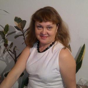 Девушки в Новокузнецке: Ирина, 55 - ищет парня из Новокузнецка