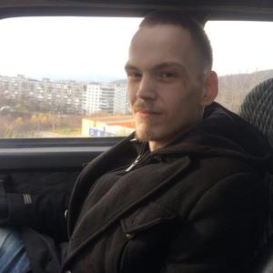 Парни в Мурманске: Леонид, 28 - ищет девушку из Мурманска