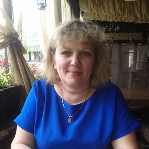 Девушки в Волгограде: Марина Проценко, 56 - ищет парня из Волгограда