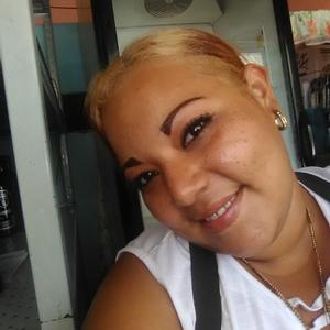 Девушки в Cuba: Arianna, 32 - ищет парня из Cuba