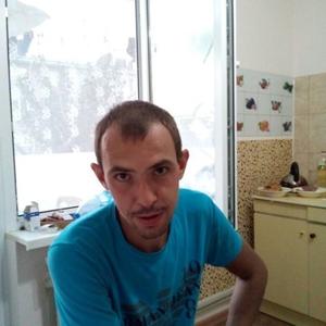 Парни в Кореновске: Артем Архипов, 34 - ищет девушку из Кореновска