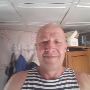 Виктор, 55 лет, Барнаул