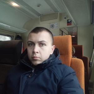 Анатолий, 26 лет, Кострома